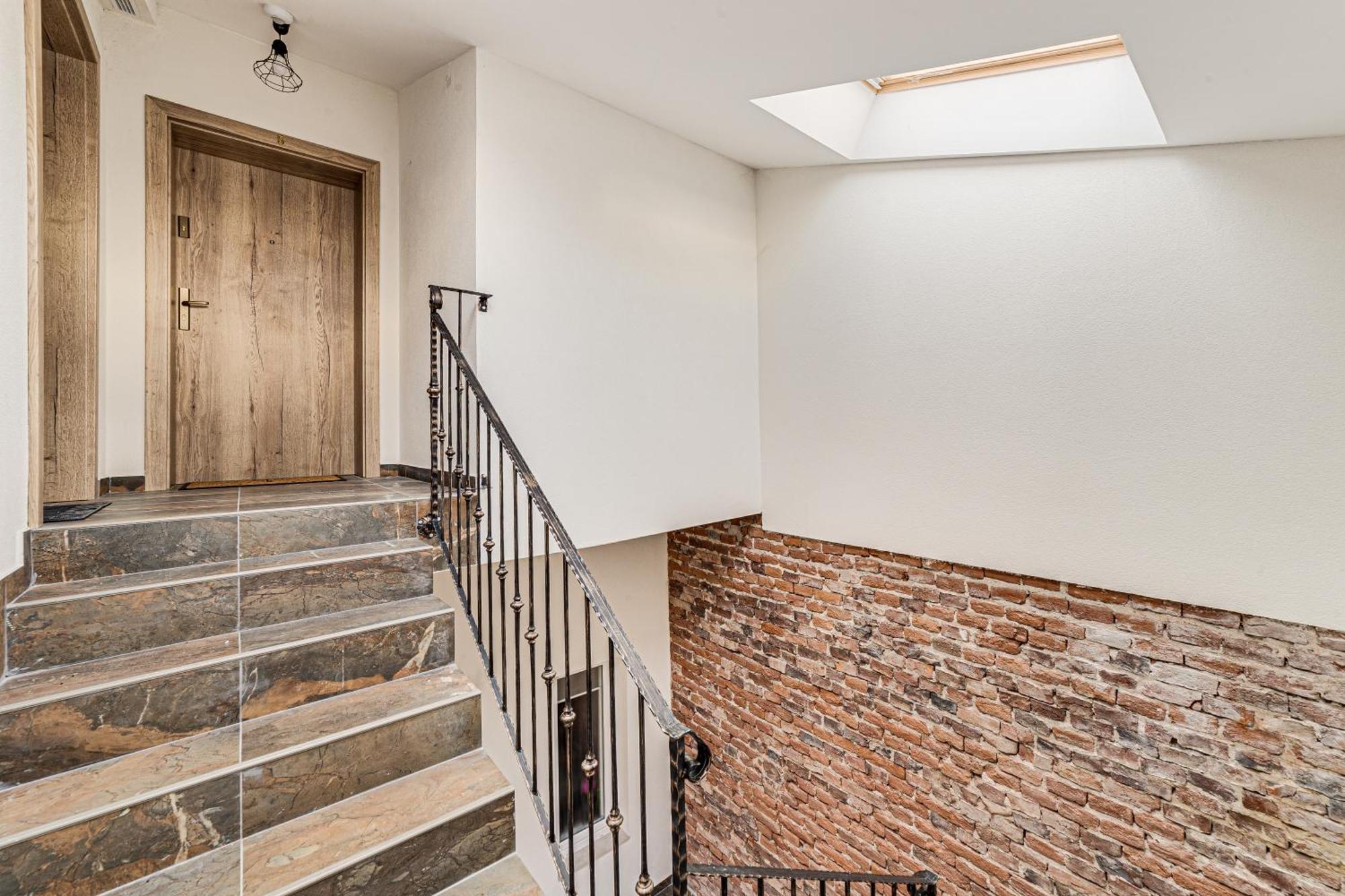 Ari Central Grand Apartments - Luxurious Stay Arad Esterno foto