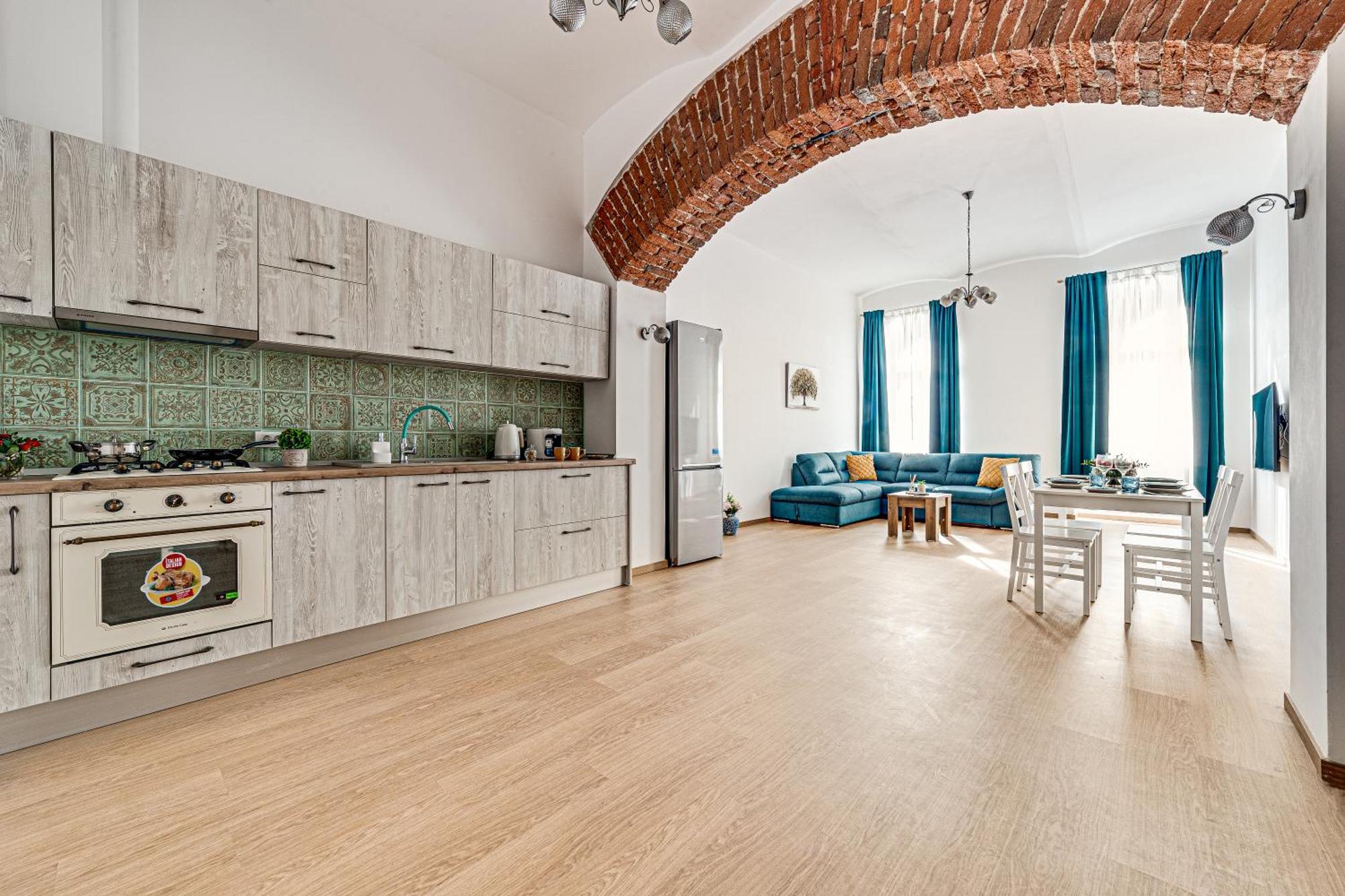 Ari Central Grand Apartments - Luxurious Stay Arad Esterno foto