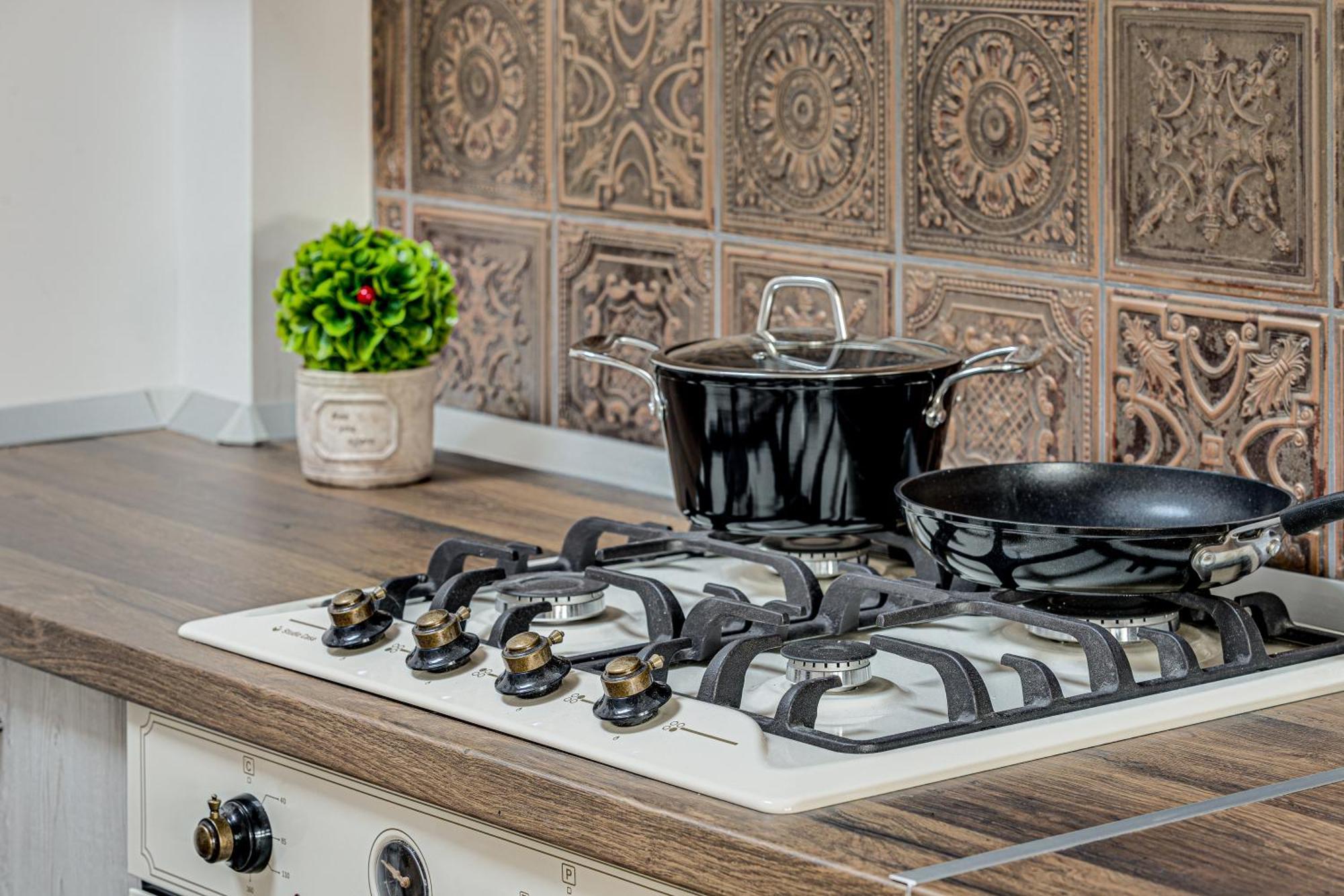 Ari Central Grand Apartments - Luxurious Stay Arad Esterno foto